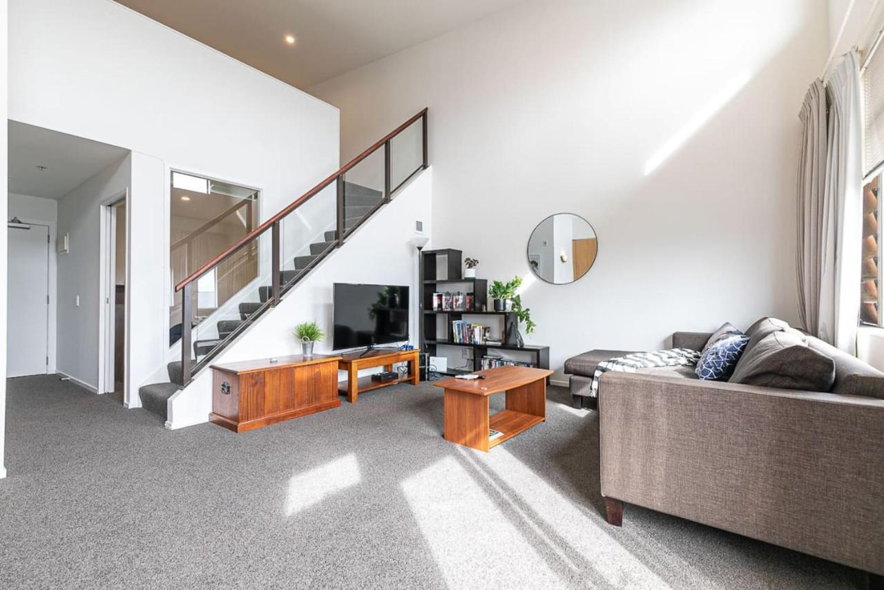 Roomy High-Ceiling Loft Apartment - Free Parking! Auckland Eksteriør billede